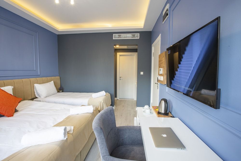 undefined Taksim Leon's Hotel Cafe & Spa 10