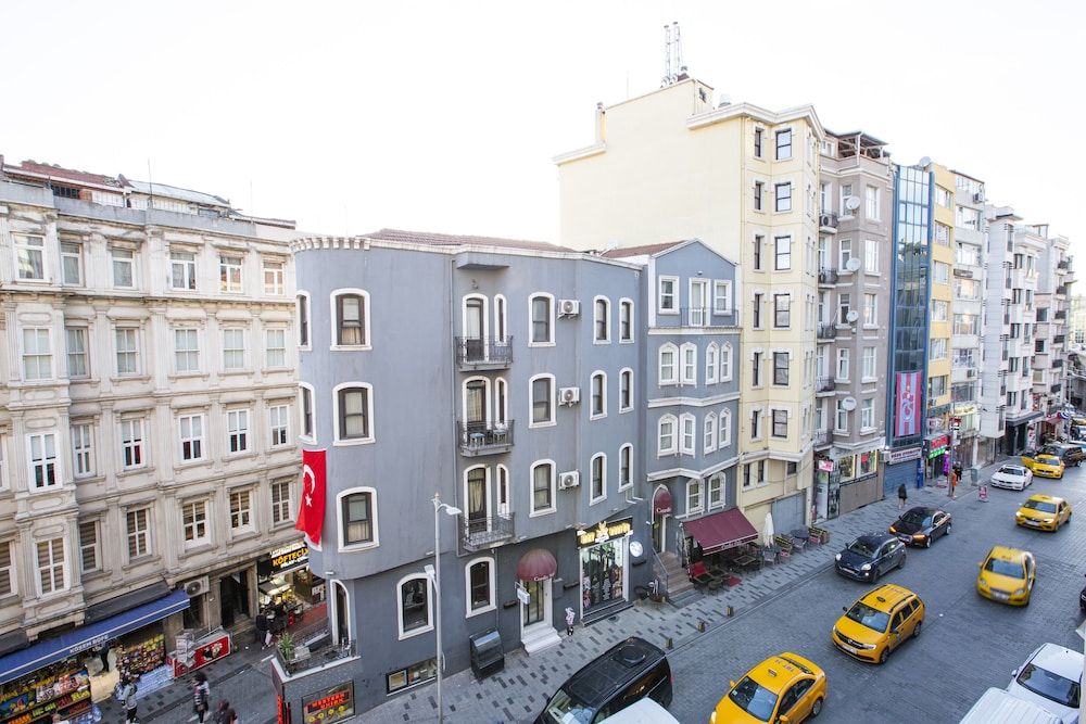 undefined Taksim Leon's Hotel Cafe & Spa 6