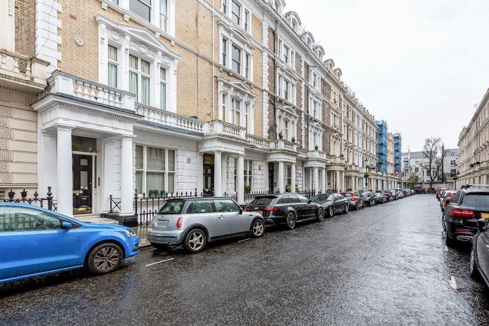 undefined Bright stylish Nott Hill apart sleeps 6 2