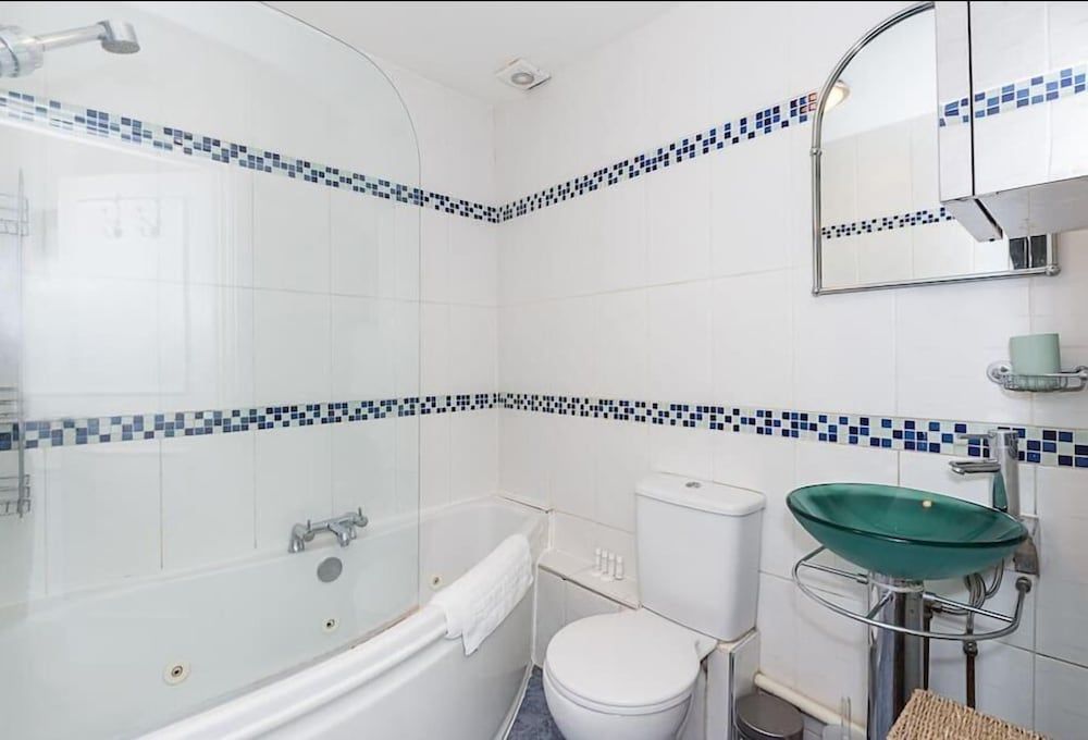 Bright stylish Nott Hill apart sleeps 6 Apartment, 2 Bedrooms 31