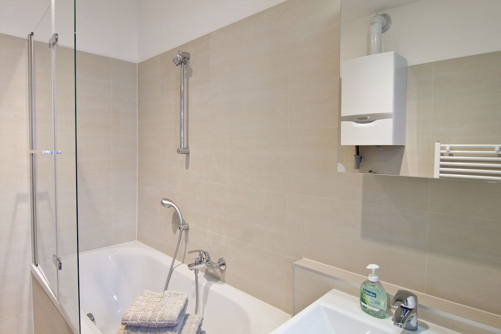 HeyMi Apartments Oper Apartment, 1 Bedroom (16, incl. cleaning fee 45 EUR) 3