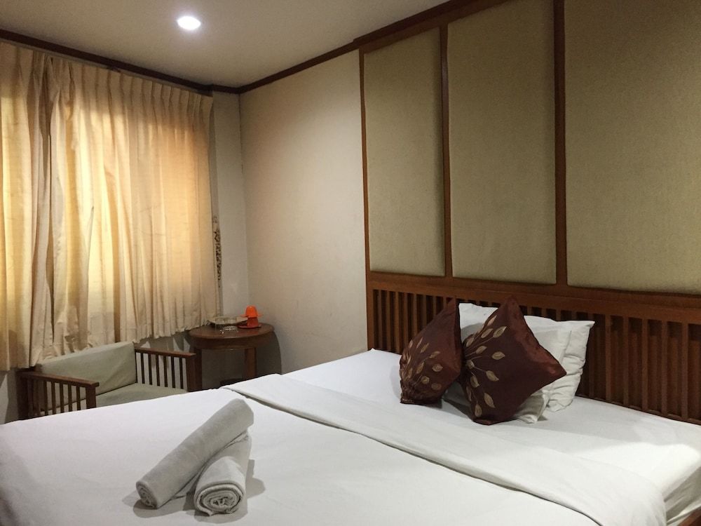 undefined Siam Inn 2