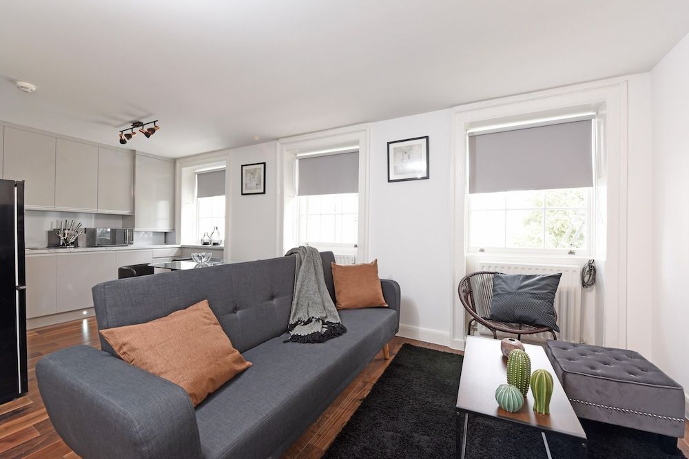 Charming & Modern Apartments near Oxford Circus London Standard Apartment 8