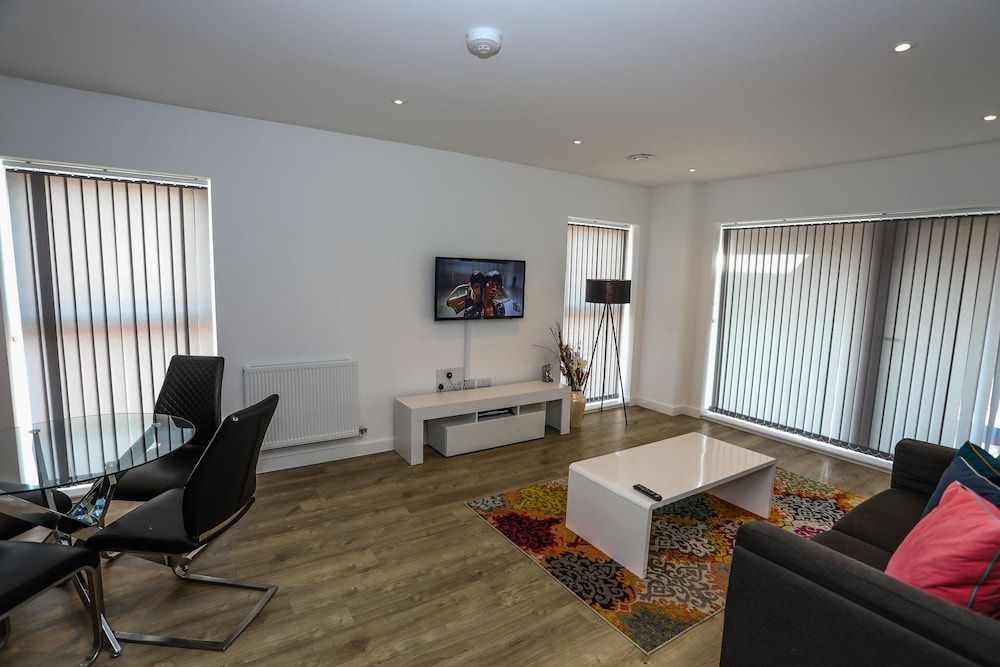 Exquisite One Bed Apartment Business Apartment 20