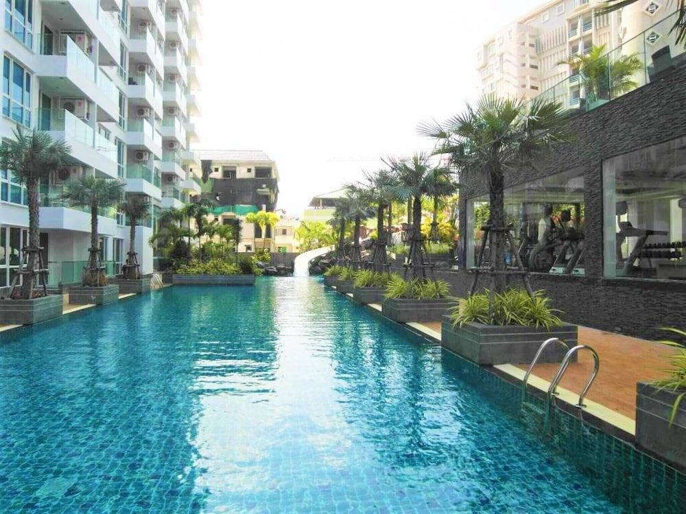 undefined The Cliff Pratumnak - 10th Floor sea View Studio 5