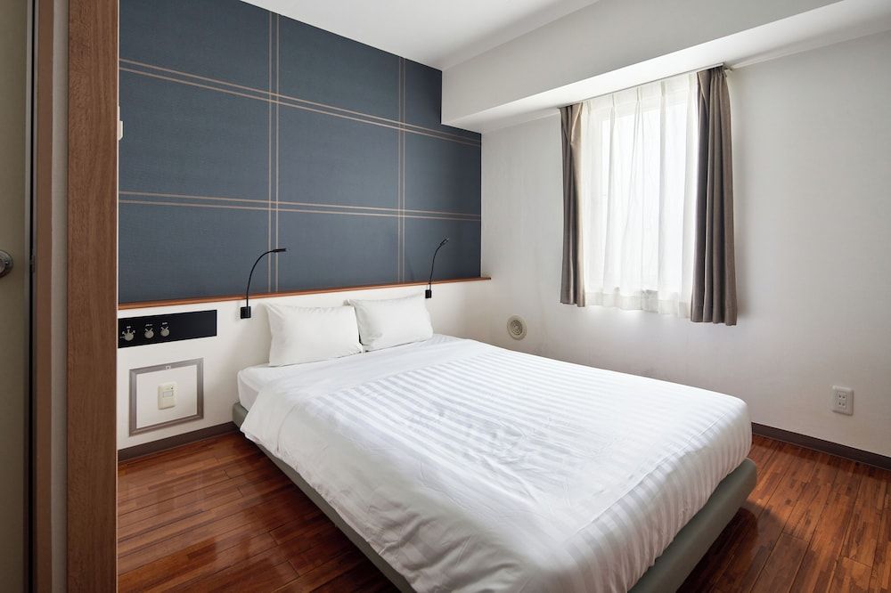 undefined TOKIO's HOTEL 9