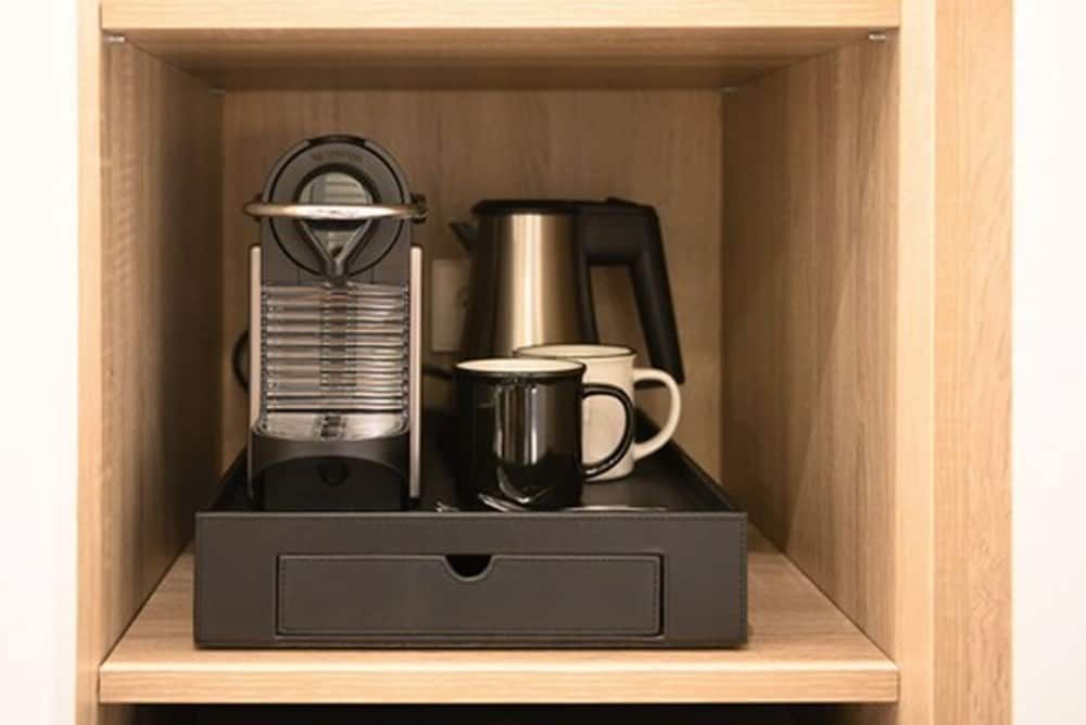 Seventy Barcelona Basic Double or Twin Room (House) 9