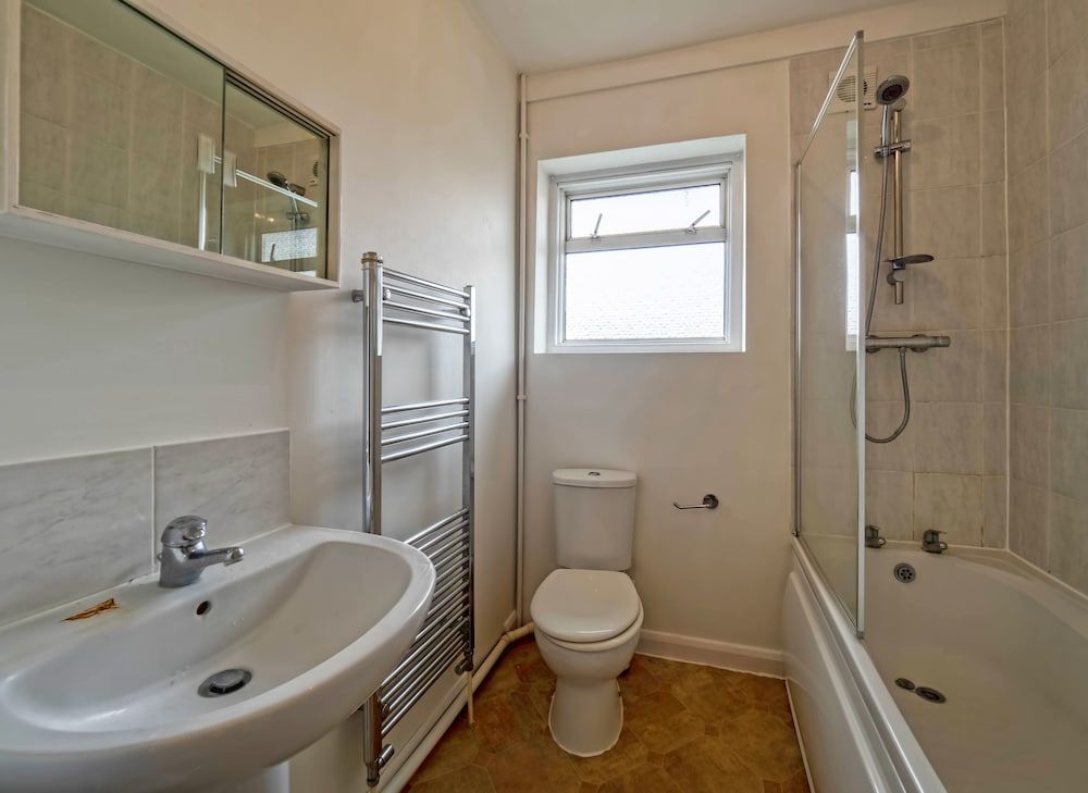 2 Bedroom Apt in Residential Locality Family Apartment 13