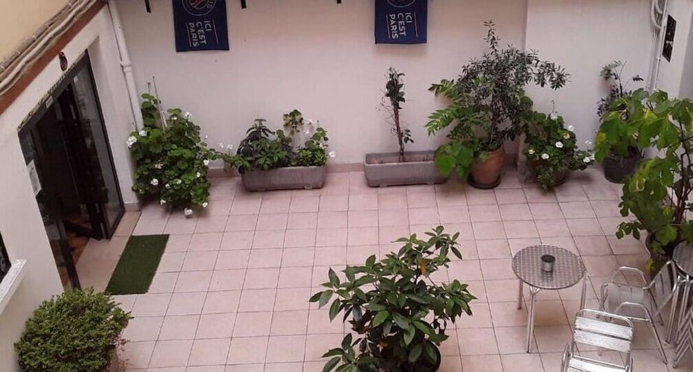 Courtyard View