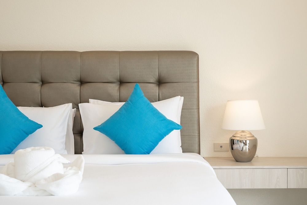 Sunset View Pool Villa Luxury Villa, Non Smoking