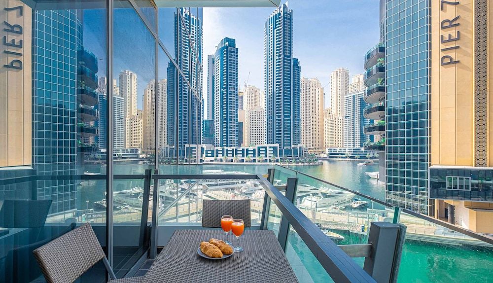 LUX Holiday Home - Silverene Towers 1 Deluxe Apartment 21