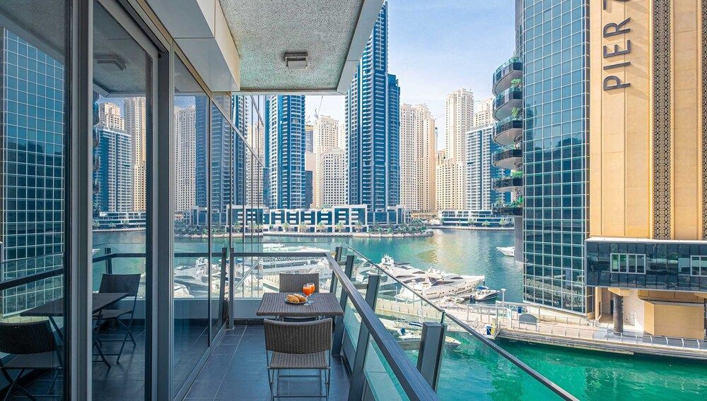 LUX Holiday Home - Silverene Towers 1 Deluxe Apartment 22