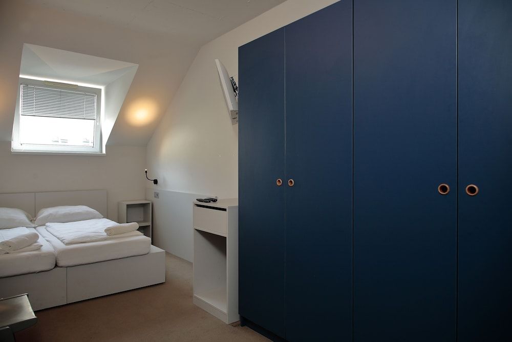 Maverick Central Market Standard Double Room 15