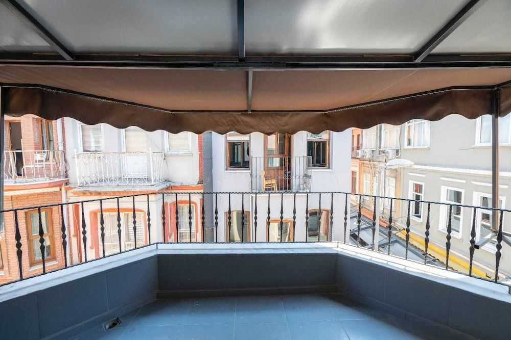 Bicer Hotel Penthouse 7