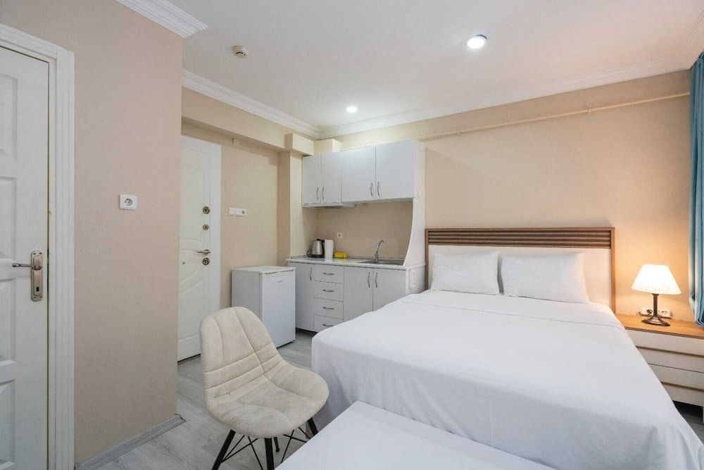 Bicer Hotel Deluxe Room 5