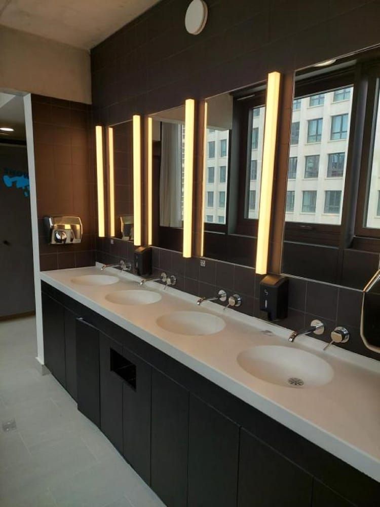 undefined The People Paris Marais 10