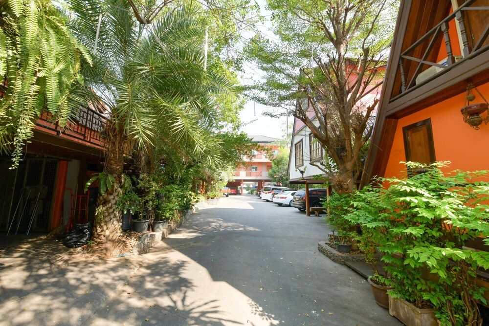 undefined OYO Maesri Resort 5