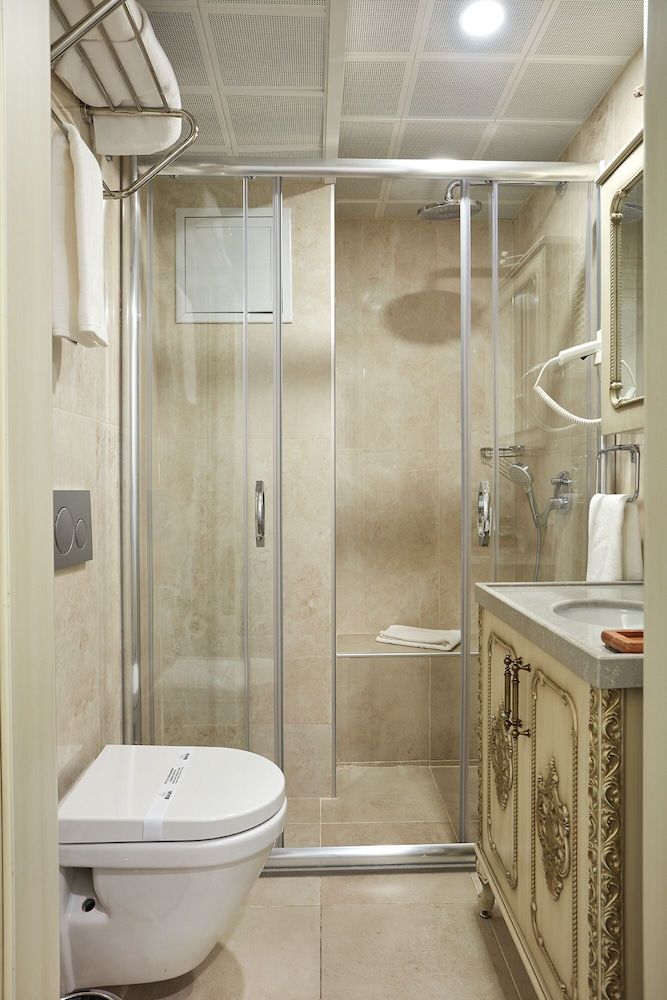 Al Madina Hotel Standard Double or Twin Room 6