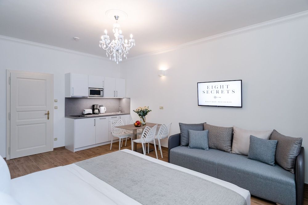 Eight Secrets Boutique Residence by Dwellfort Family Apartment (202-403) 2