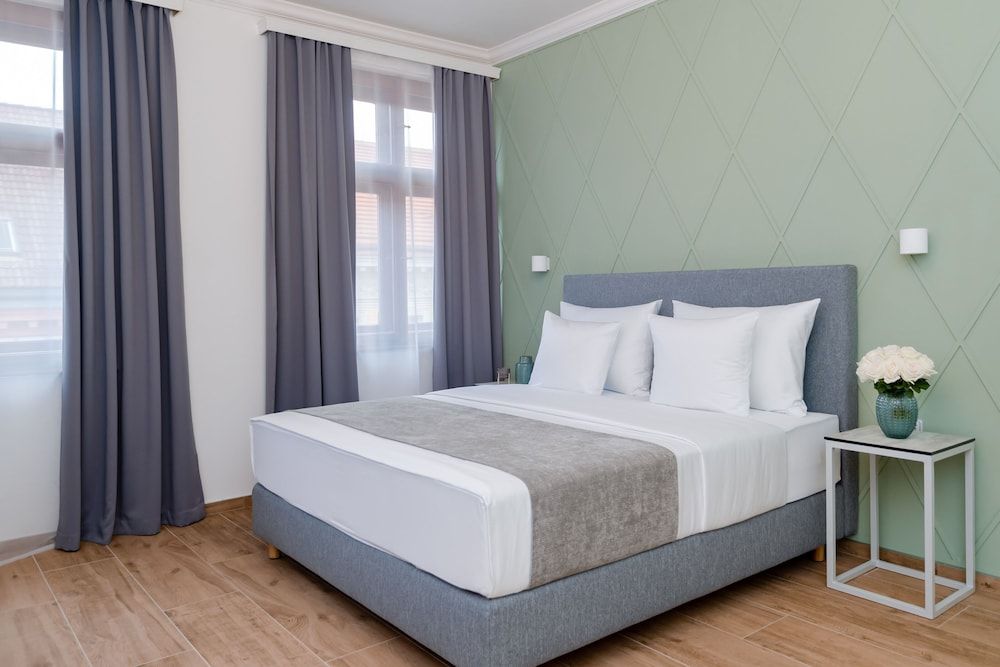 Eight Secrets Boutique Residence by Dwellfort Family Apartment (202-403) 3