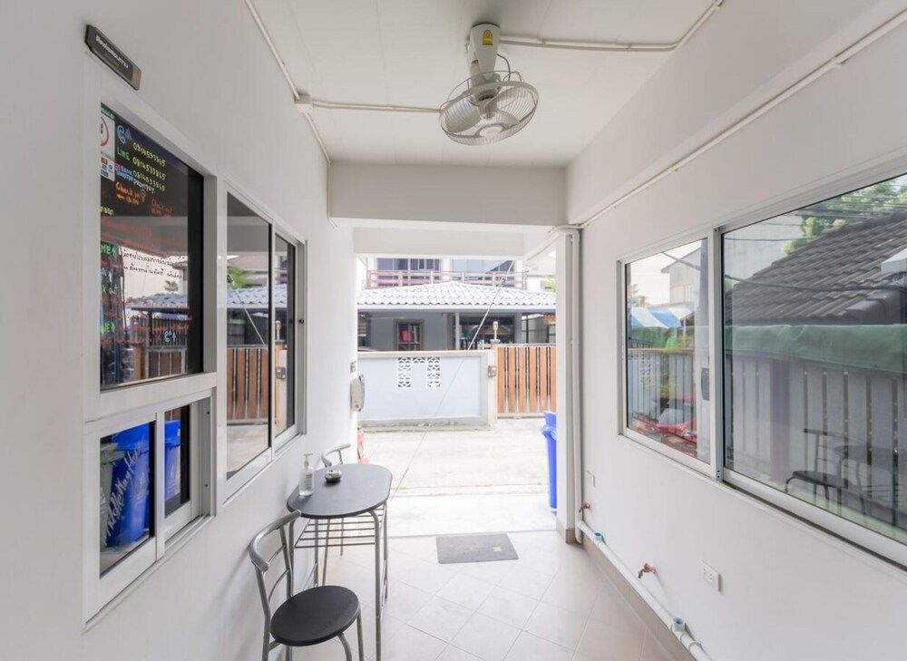 undefined MiddleWay House 9