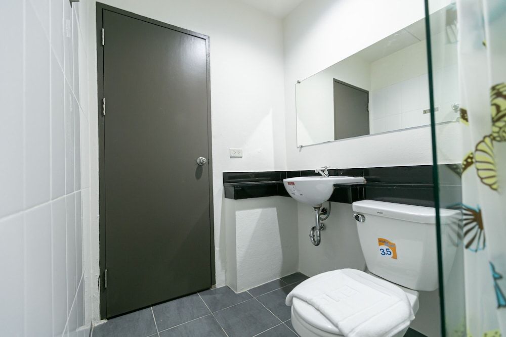 Ruan Plaisoi Apartment Standard Room 20