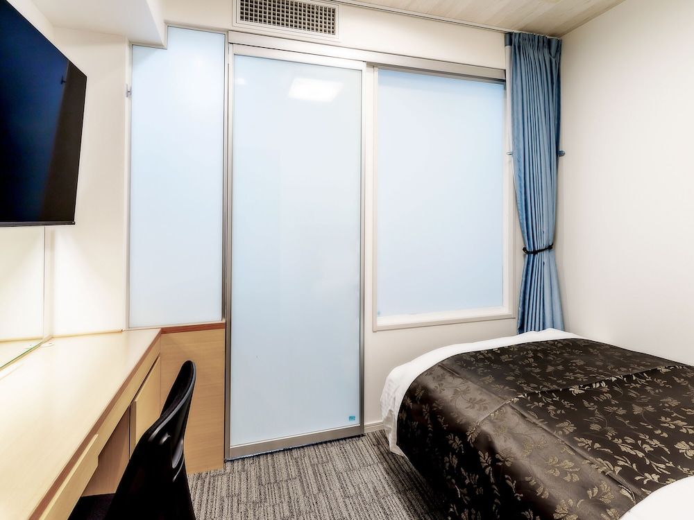 APA Hotel Kamata Ekimae Standard Single Room, Non Smoking (for 2 Guests) 5