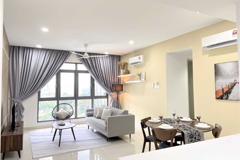 undefined Vivo by Plush 2