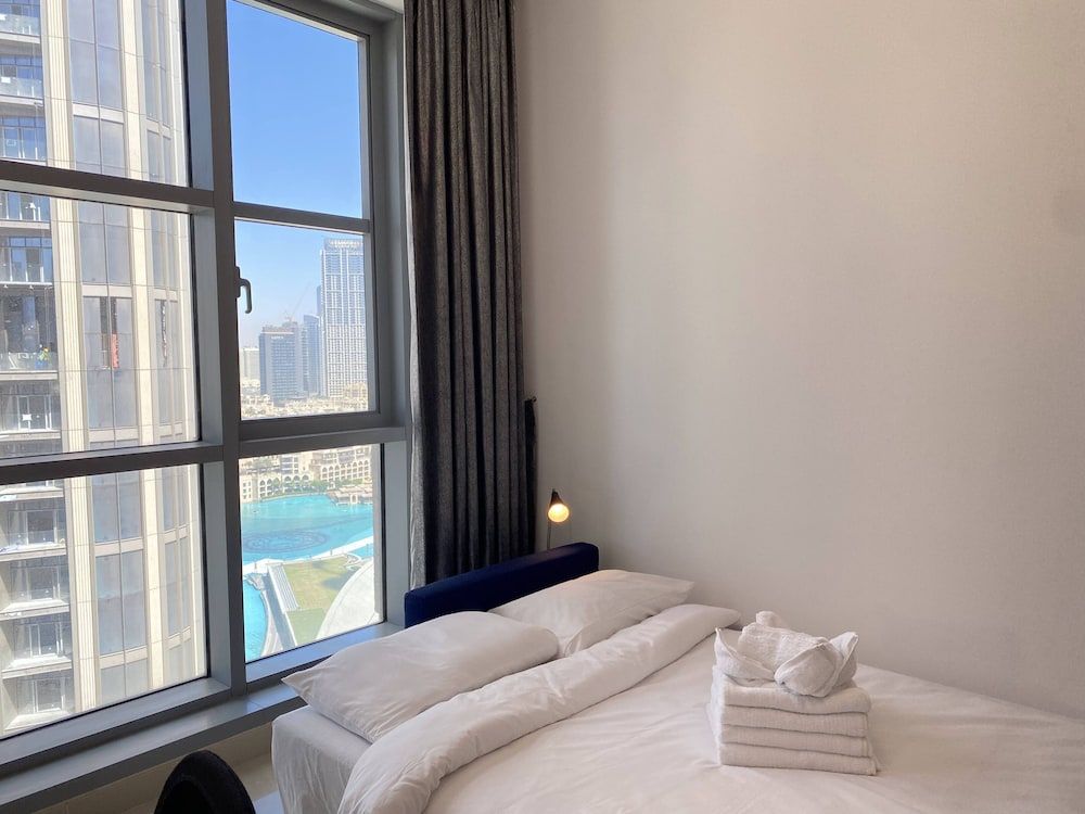 Lux BnB Standpoint Towers Burj & Fountain Views Panoramic Apartment 12