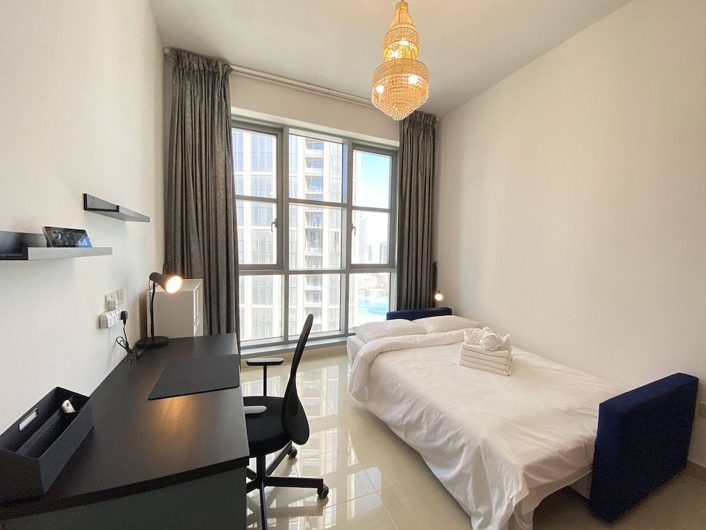 Lux BnB Standpoint Towers Burj & Fountain Views Panoramic Apartment 11