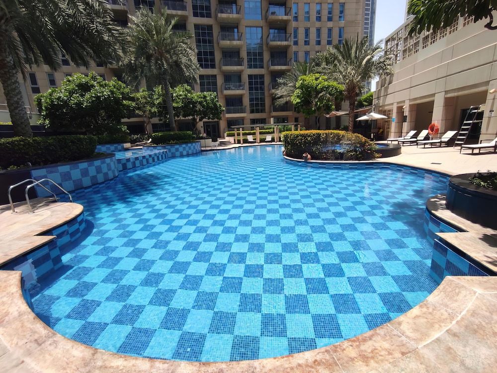 undefined Lux BnB Standpoint Towers Burj & Fountain Views 5