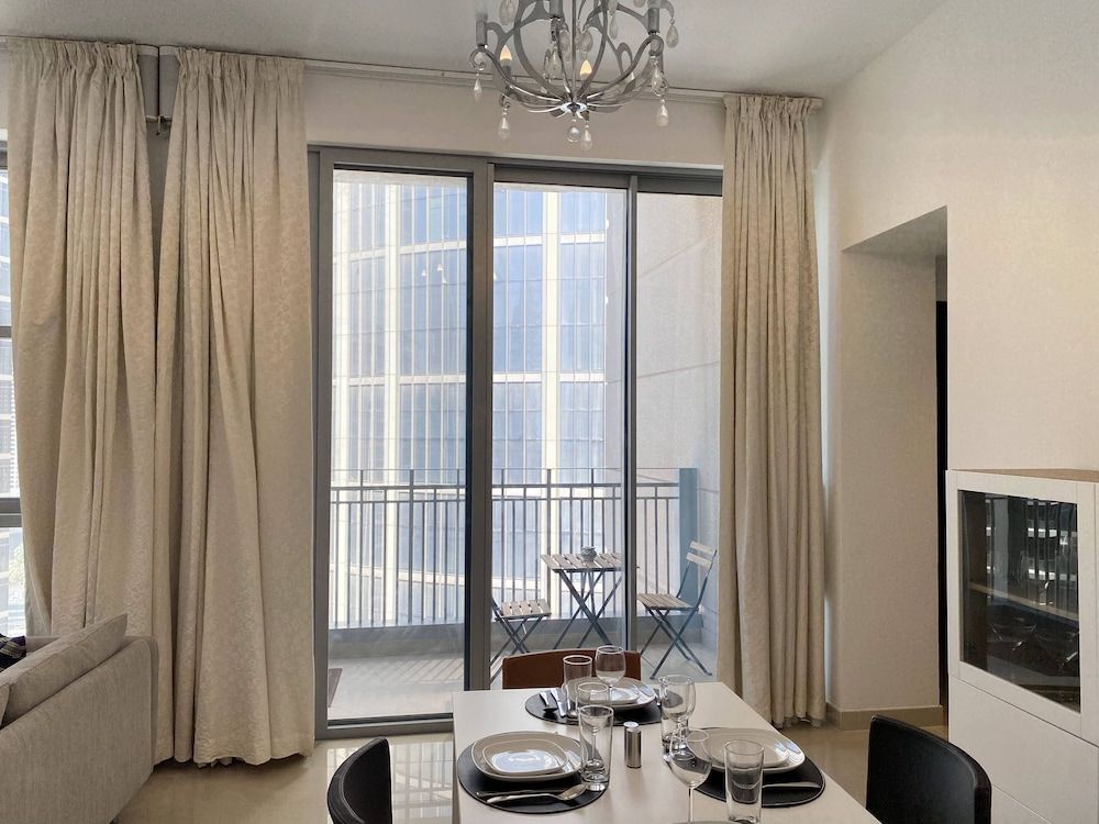 Lux BnB Standpoint Towers Burj & Fountain Views Panoramic Apartment 14