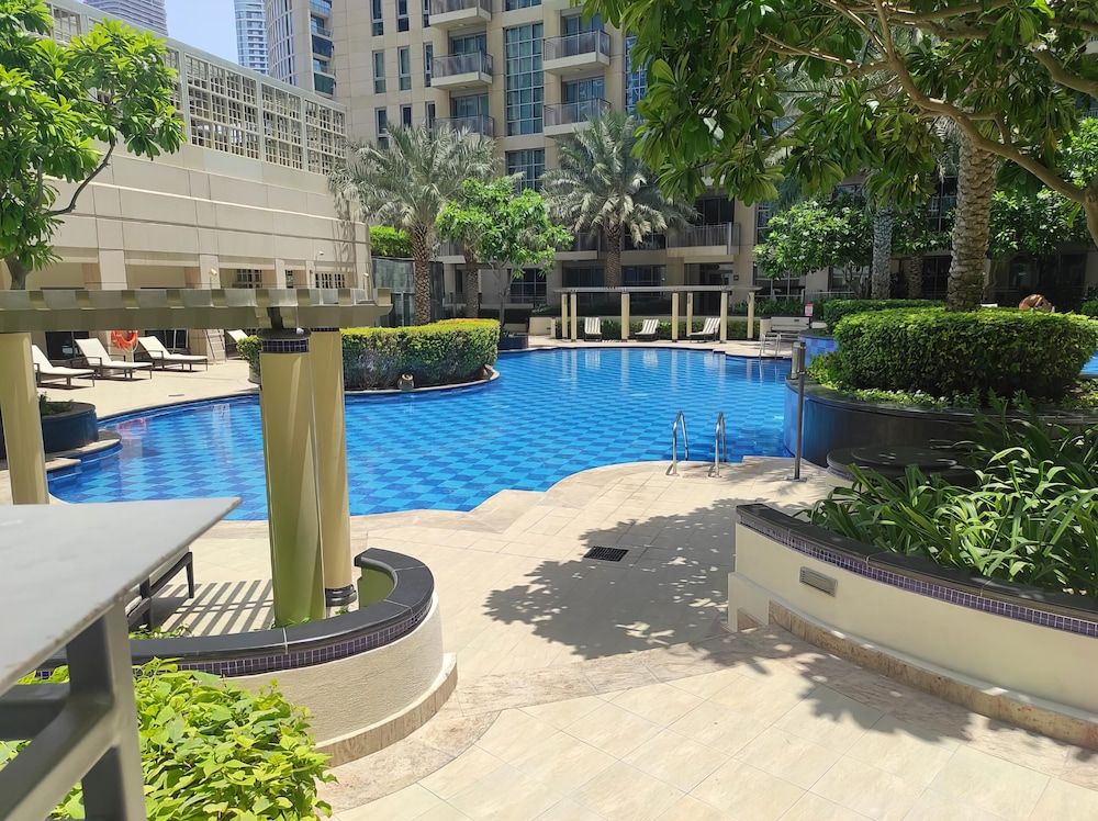undefined Lux BnB Standpoint Towers Burj & Fountain Views 7