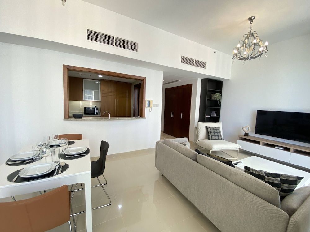 Lux BnB Standpoint Towers Burj & Fountain Views Panoramic Apartment 16