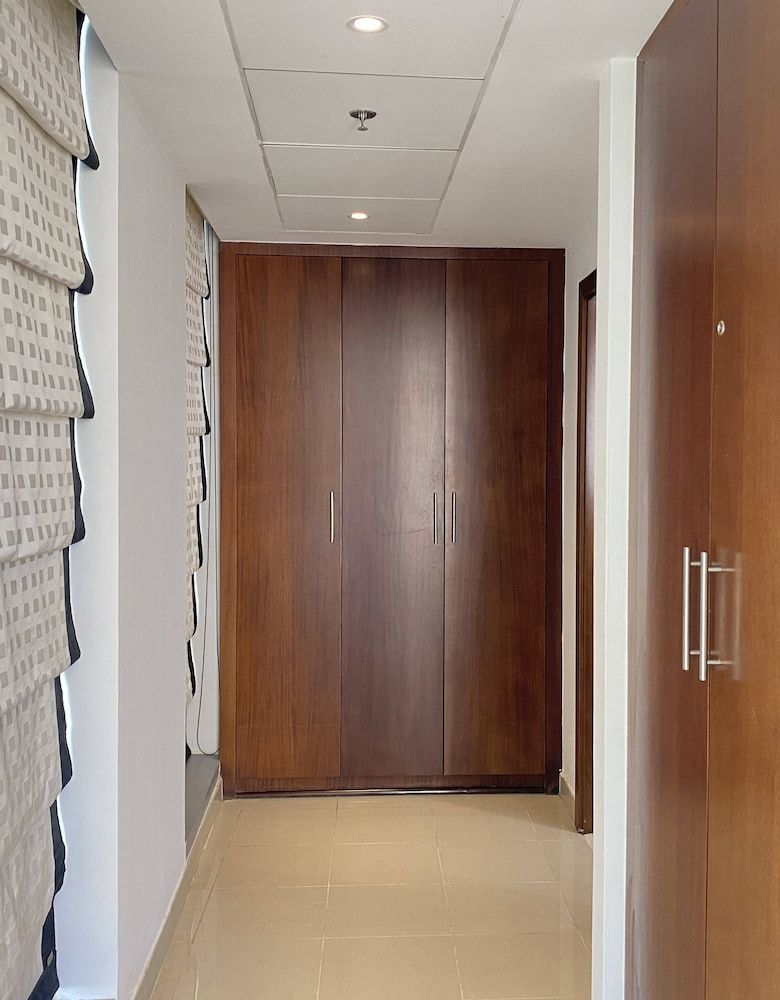 Lux BnB Standpoint Towers Burj & Fountain Views Panoramic Apartment 13