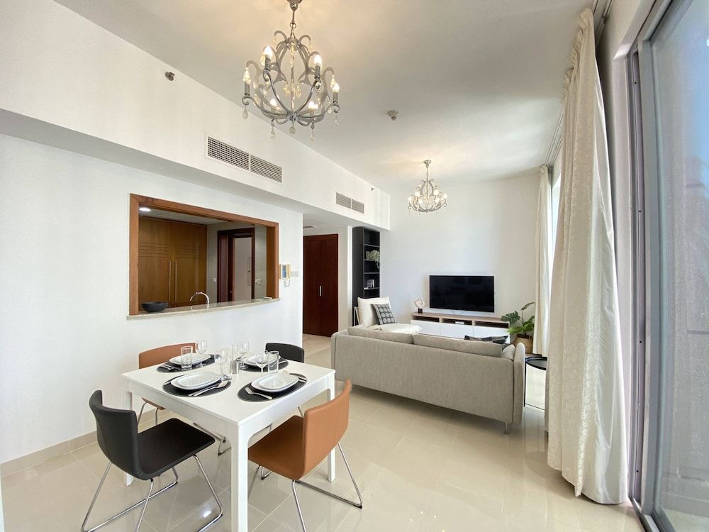 Lux BnB Standpoint Towers Burj & Fountain Views Panoramic Apartment 15