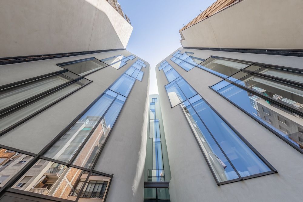 undefined Occidental Diagonal 414 5