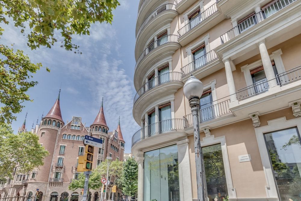 undefined Occidental Diagonal 414 3