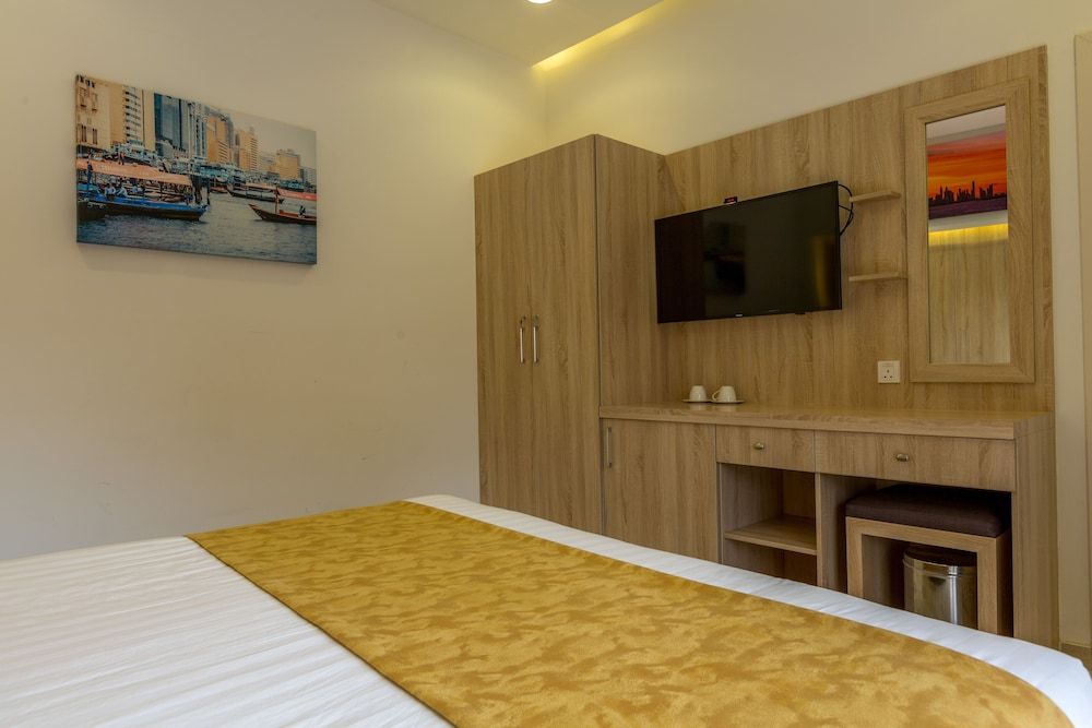 24 Gold Hotel Standard Double Room 6