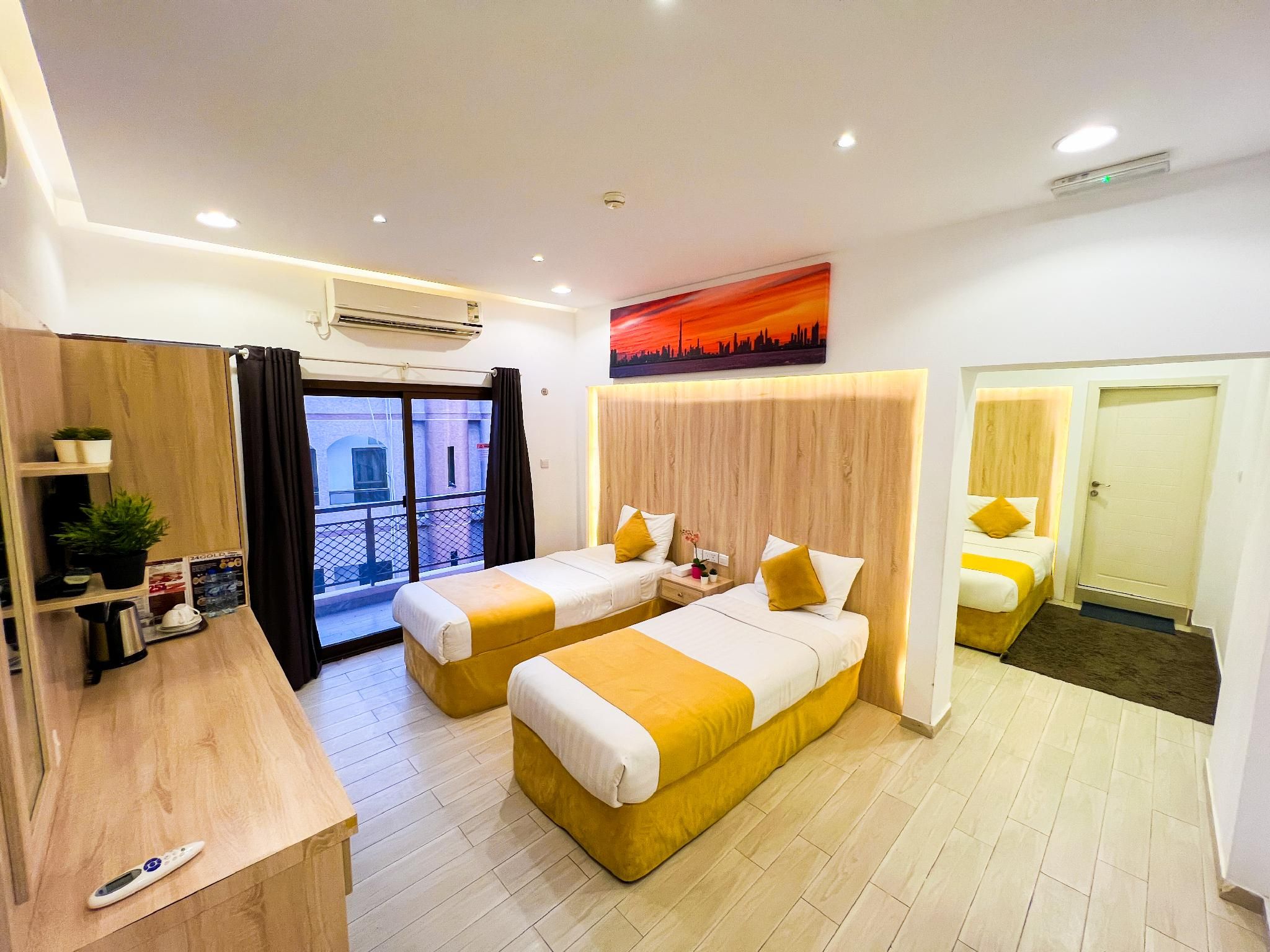 undefined 24 Gold Hotel 5
