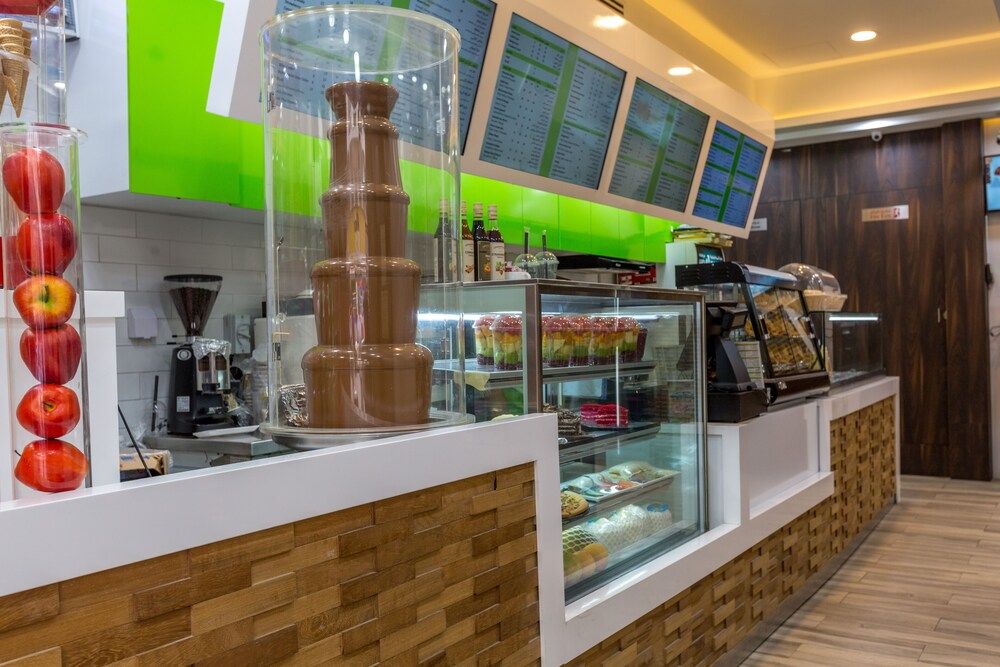 undefined 24 Gold Hotel 4