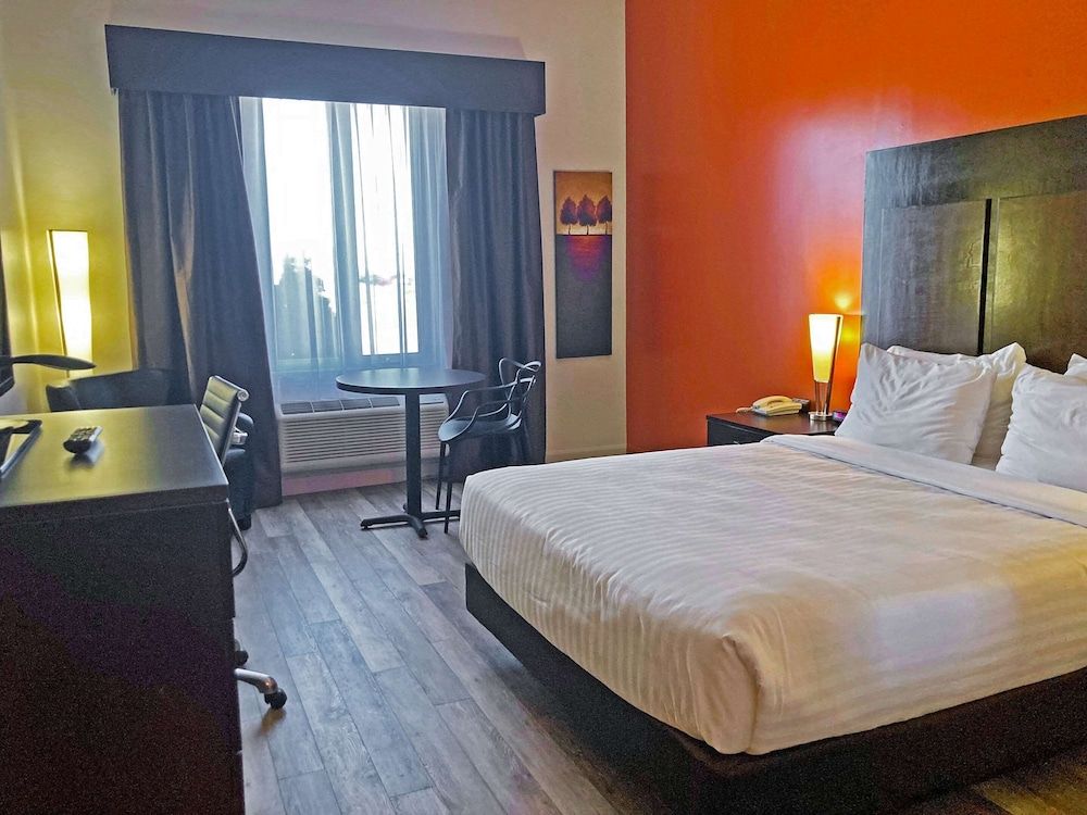 Standard Room, 1 Queen Bed, Non Smoking, Annex Building (MOTEL Building)