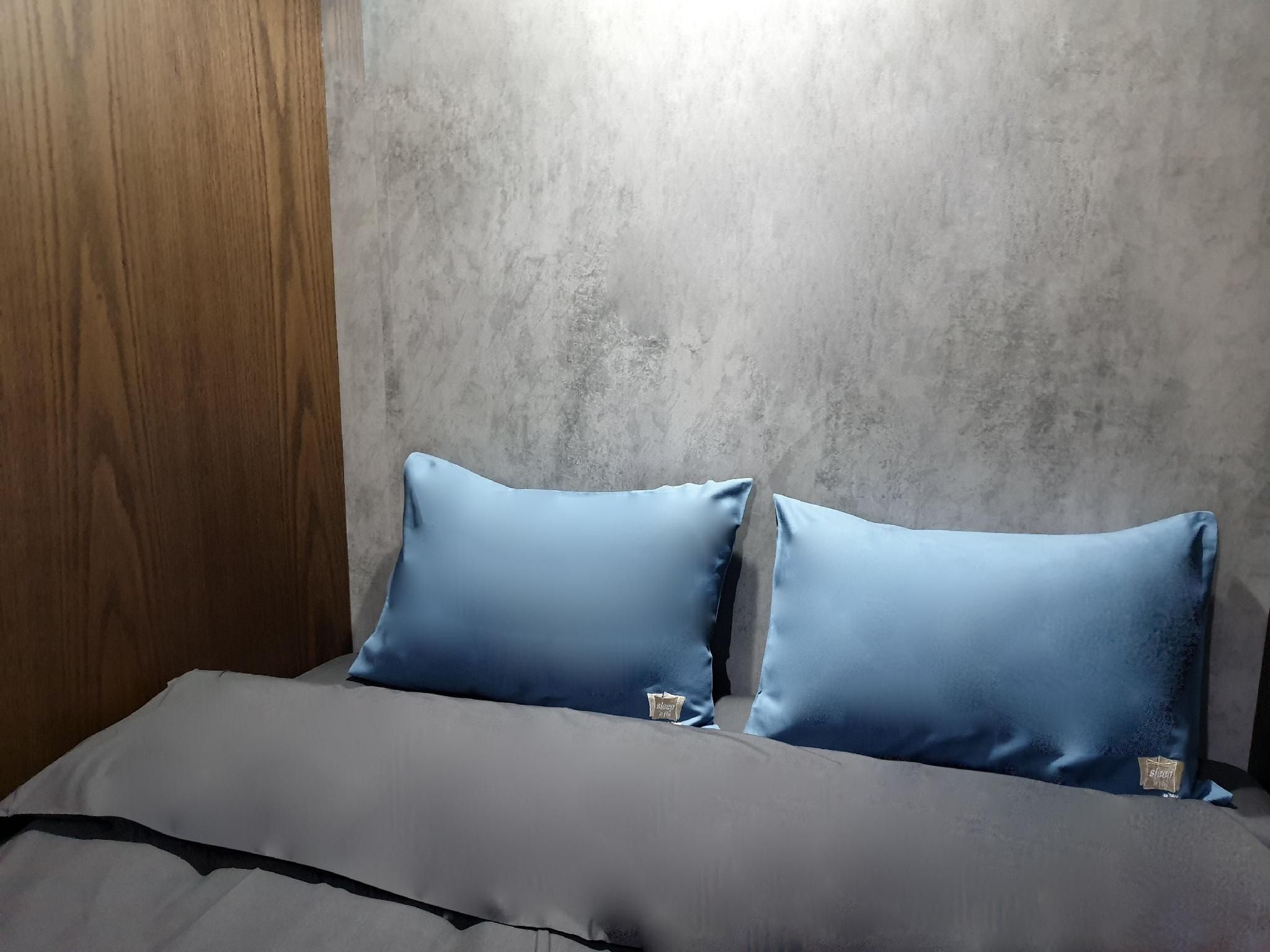 Sleepover Terminal 1, Concourse D – formerly sleep ‘n fly Double Cabin - 10 Hour Day and Evening Stay, 1:00 PM - 11:00 PM 6