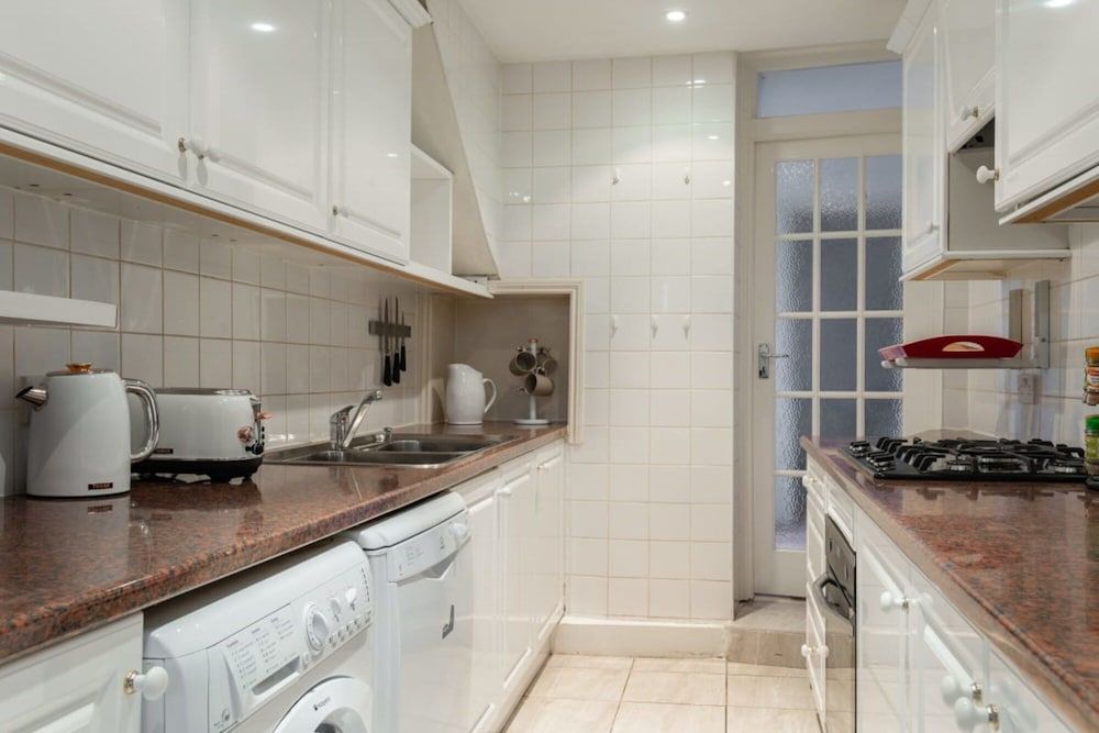 undefined The Kensington Palace Mews - Bright Modern 6bdr House With Garage 6