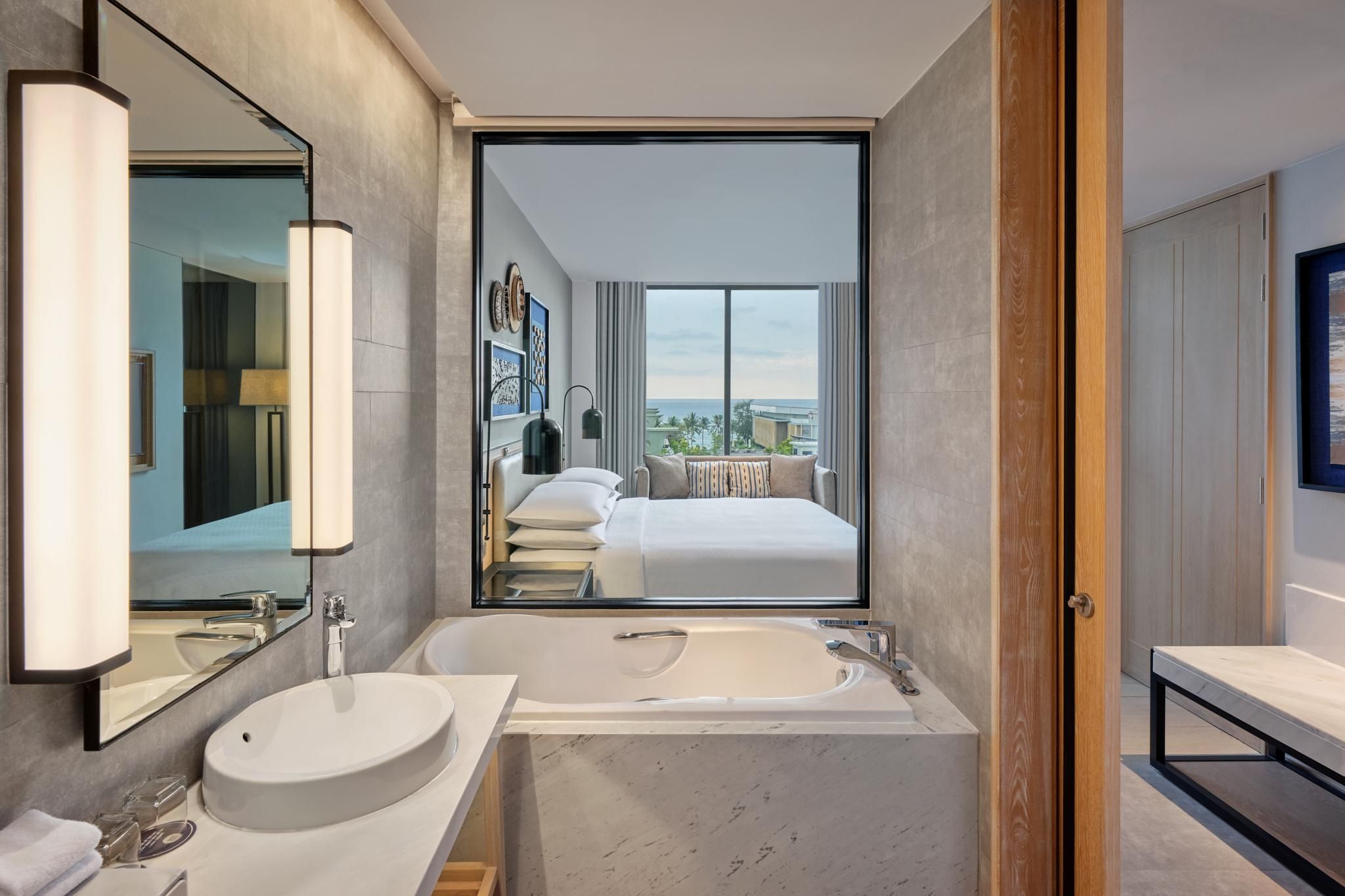 1 Bedroom Suite, 1 King