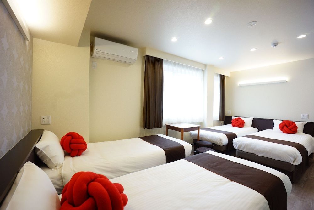 undefined The South Hotel Tokyo 4