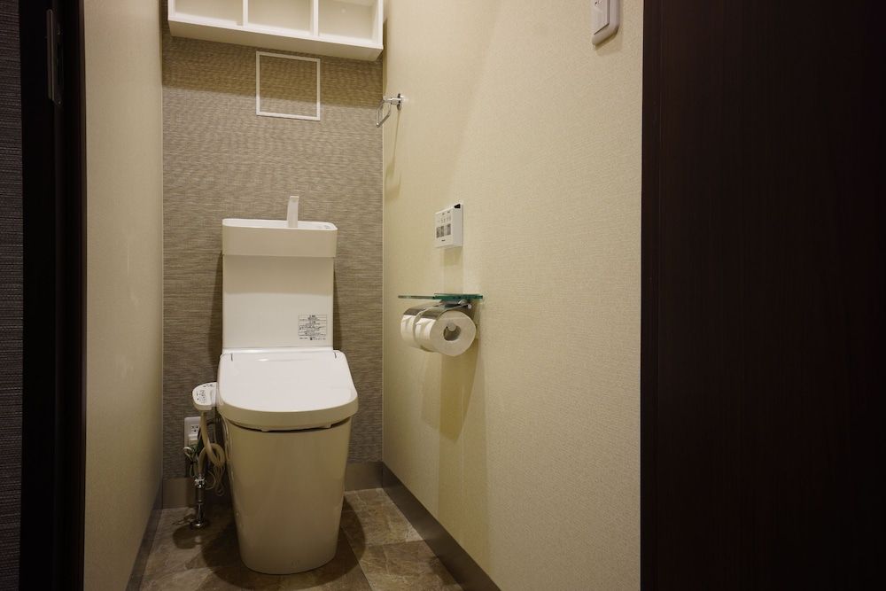 The South Hotel Tokyo Superior Room for 5 People 7