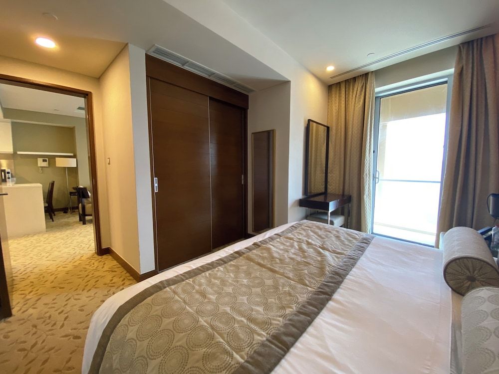 SuperHost EMAAR Residences Apartments - Address Dubai Mall Economy Apartment 3