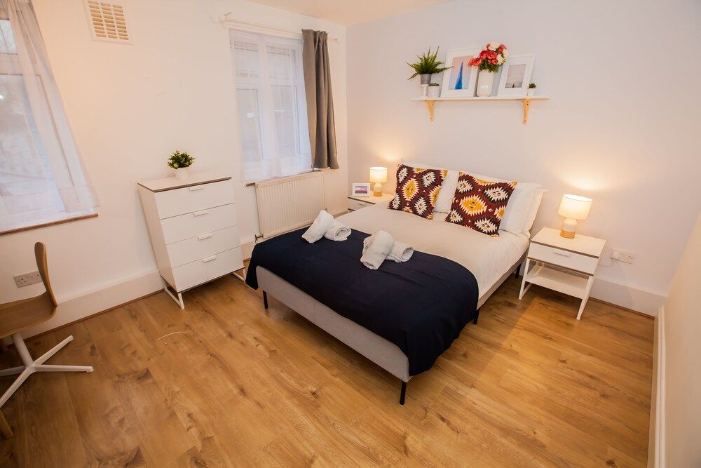 undefined Modern London Home near Clapham 5