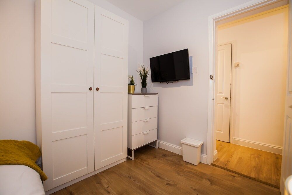 undefined Modern London Home near Clapham 4